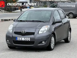 Mörkgrå (grå) Begagnad 2009 Toyota Yaris Halvkombi | 59 500 kr (Lite dyr)