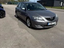 Grå Begagnad 2006 Mazda 3 Inclusive Halvkombi | 19 900 kr (Marknadspris)