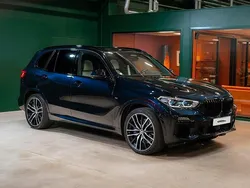 Svart Begagnad 2019 BMW X5 Comfort Edition SUV | 779 900 kr (Marknadspris)