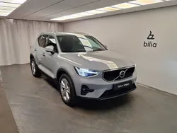 Grå Begagnad 2024 Volvo XC40 Core SUV | 344 000 kr (Superpris)