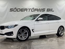 Vit (vit metallic) Begagnad 2017 BMW 320 Gran Turismo Sport Line Halvkombi | 199 900 kr (Marknadspris)