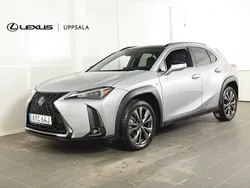 Grå Begagnad 2023 Lexus UX 250h Sport Design Packet SUV | 349 900 kr (Marknadspris)