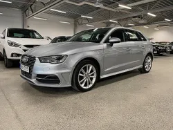 Silver Begagnad 2015 Audi A3 Sportback e-tron Ambition Sedan | 164 900 kr (Dyr)