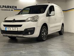 Vit Begagnad 2016 Citroën Berlingo Minibuss | 69 000 kr (Marknadspris)