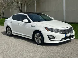 Vit Begagnad 2016 Kia Optima Hybrid Sedan | 169 800 kr