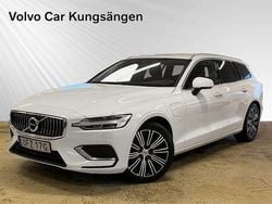 Vit Begagnad 2022 Volvo V60 Kombi | 309 900 kr (Bra pris)