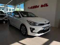 Vit Begagnad 2020 Kia Rio Advance Halvkombi | 178 900 kr (Marknadspris)
