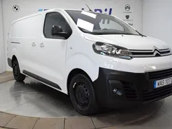 Vit Begagnad 2023 Citroën Jumpy Business Class Minibuss | 339 500 kr (Marknadspris)