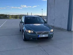 Grön Begagnad 2005 Volvo V50 Kinetic Kombi | 26 200 kr (Marknadspris)