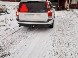 Begagnad 2001 Volvo V70 Kombi | 13 500 kr (Lite dyr)