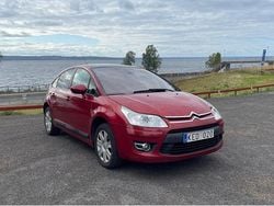 Röd Begagnad 2009 Citroën C4 Halvkombi | 25 900 kr (Marknadspris)