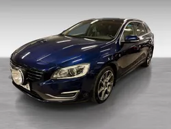 Blå Begagnad 2015 Volvo V60 Business Edition Kombi | 149 000 kr (Marknadspris)