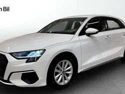 Vit Begagnad 2021 Audi A3 Sportback Proline Halvkombi | 244 000 kr (Marknadspris)