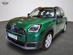 Grön Begagnad 2024 Mini Countryman SUV | 369 900 kr