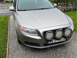 Brun Begagnad 2008 Volvo V70 Kombi | 51 000 kr (Marknadspris)