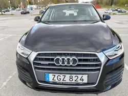 Svart Begagnad 2018 Audi Q3 SUV | 199 000 kr (Bra pris)