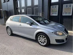 Silver Begagnad 2011 Seat Leon Style Halvkombi | 35 000 kr (Marknadspris)