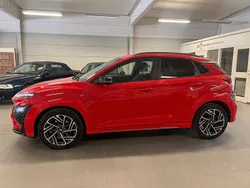 Röd Begagnad 2021 Hyundai Kona N Line SUV | 229 900 kr (Marknadspris)