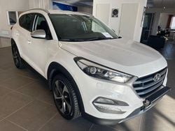 Vit Begagnad 2017 Hyundai Tucson SUV | 179 000 kr (Marknadspris)