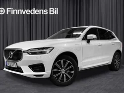 Vit Begagnad 2018 Volvo XC60 R-Design SUV | 359 000 kr (Marknadspris)