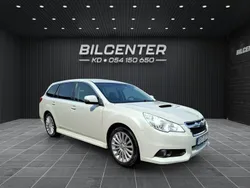Vit Begagnad 2013 Subaru Legacy Kombi | 89 900 kr (Lite dyr)