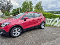 Röd Begagnad 2015 Opel Mokka SUV | 109 000 kr (Marknadspris)