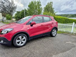 Röd Begagnad 2015 Opel Mokka SUV | 119 000 kr (Marknadspris)