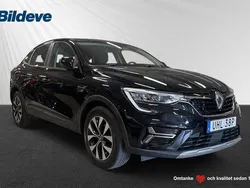 Svart Begagnad 2021 Renault Arkana Zen SUV | 199 900 kr (Marknadspris)