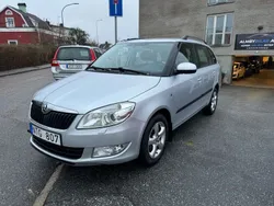 Silver Begagnad 2013 Skoda Fabia Elegance Kombi | 36 900 kr (Marknadspris)