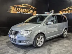 Mörkgrå (grå) Begagnad 2008 VW Touran Highline Minibuss | 44 900 kr (Marknadspris)