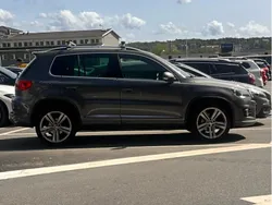 Grå Begagnad 2014 VW Tiguan Sportline SUV | 120 000 kr (Marknadspris)