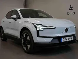 Blå Begagnad 2025 Volvo EX30 Single Motor Extended Range SUV | 369 000 kr