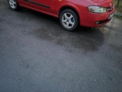 Begagnad 2005 Nissan Almera Halvkombi | 15 000 kr (Marknadspris)