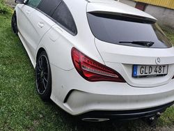 Vit Begagnad 2019 Mercedes CLA180 Shooting Brake AMG Kombi | 249 000 kr