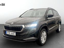 Svart Ny 2025 Skoda Karoq Selection SUV | 339 900 kr (Marknadspris)