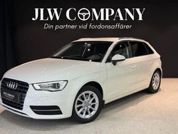 Vit Begagnad 2015 Audi A3 Sportback Halvkombi | 137 000 kr (Marknadspris)