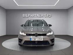 Grå Begagnad 2016 VW Golf VII R Kombi | 259 900 kr (Lite dyr)