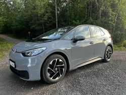 Grå Begagnad 2021 VW ID.3 Pro Performance Halvkombi | 240 000 kr (Marknadspris)
