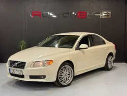 Vit Begagnad 2006 Volvo S80 Momentum Sedan | 49 900 kr (Marknadspris)