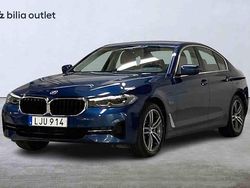 Blå Begagnad 2022 BMW 530e Sedan | 369 900 kr
