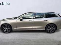 Begagnad 2024 Volvo V60 Kombi | 339 000 kr (Bra pris)