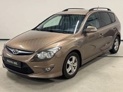 Ljusbrun Begagnad 2012 Hyundai i30 Kombi | 41 900 kr (Marknadspris)