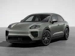 Grön Ny 2025 Porsche Macan SUV | 1 311 200 kr (Marknadspris)
