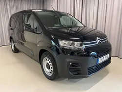 Svart Begagnad 2023 Citroën e-Berlingo Minibuss | 407 450 kr (Lite dyr)