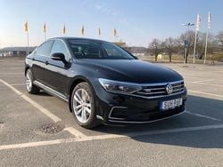 Svart Begagnad 2020 VW Passat GTE Sedan | 329 000 kr (Dyr)