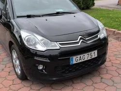 Svart Begagnad 2015 Citroën C3 Halvkombi | 64 900 kr (Marknadspris)