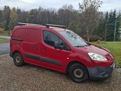 Röd Begagnad 2012 Peugeot Partner Van | 15 000 kr (Superpris)