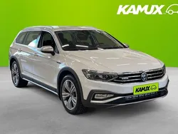 Vit Begagnad 2022 VW Passat Alltrack Kombi | 354 700 kr (Marknadspris)