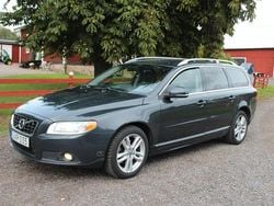 Grå Begagnad 2011 Volvo V70 Kombi | 49 900 kr (Superpris)