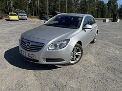 Grå Begagnad 2009 Opel Insignia Kombi | 63 000 kr (Marknadspris)